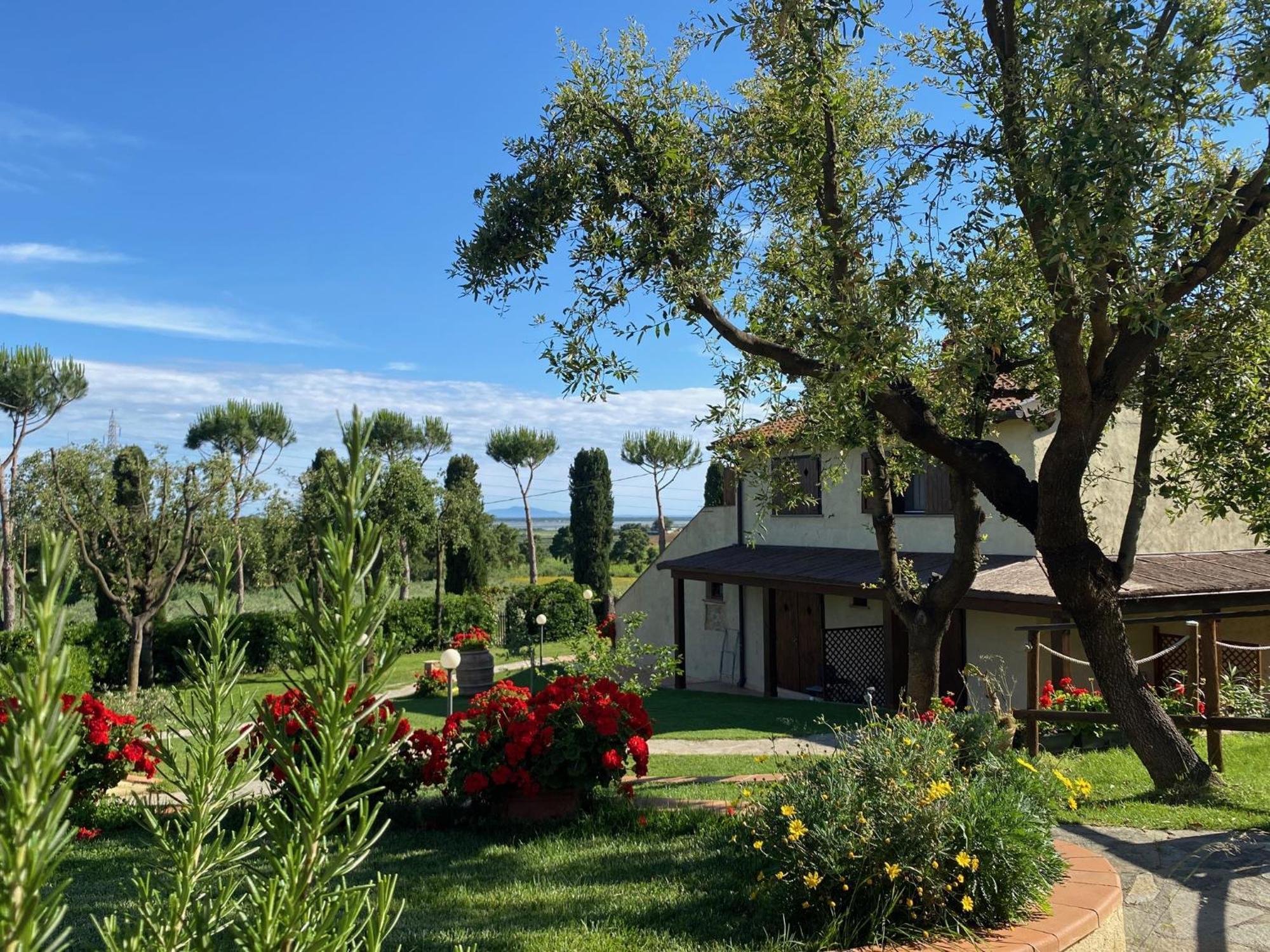 Agriturismo La Luciana Кастільйоне-делла-Пеская Екстер'єр фото